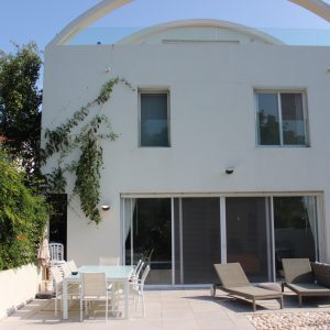 New 9 room villa FOR SALE in Herzliya Pituach